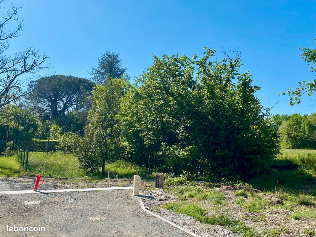 Terrain 573 m² · au Taillan-Médoc · 573 m² · 199 000 €