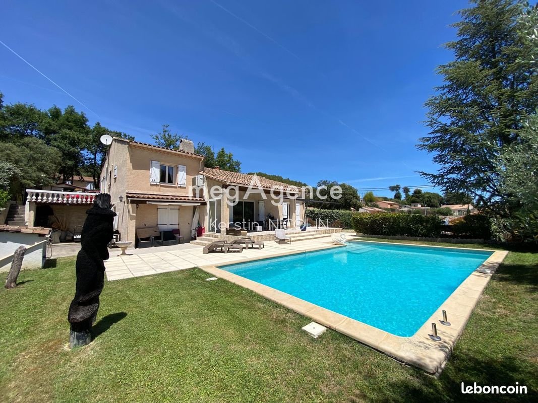 Maison 6 pièces 127 m² · à Cabasse · 127 m² · 489 000 €