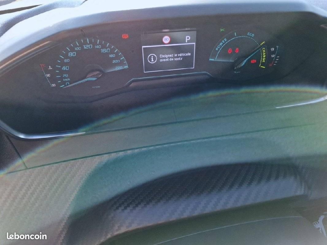 Peugeot 208 Hybrid 110 e-DCS6 - Style (image 10)