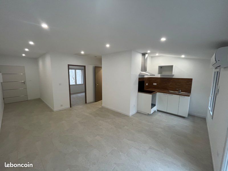 Appartement 2 pièces 48 m² · à Vaison-la-Romaine · 48 m² · 665 €/mois