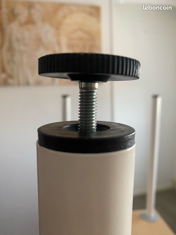Table IKEA (image 6)