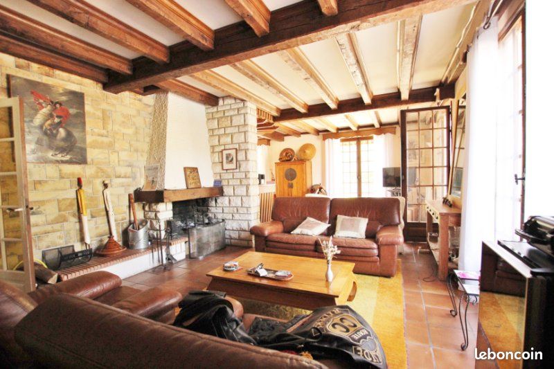 Maison 8 pièces 230 m² - Thouars 79100 (image principale 6)