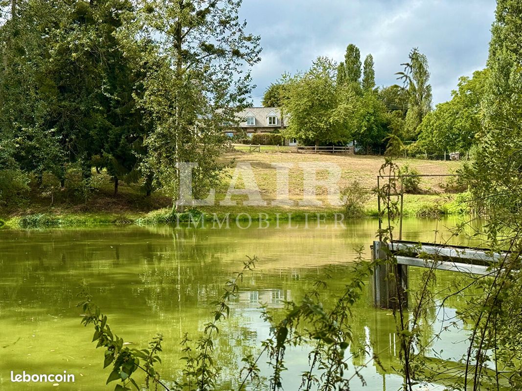 Maison 10 pièces 200 m² · à Courcité · 200 m² · 280 000 €