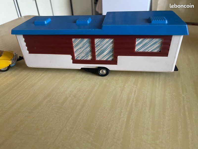 Maison Miniature Jane's Caravane | Book Nook France