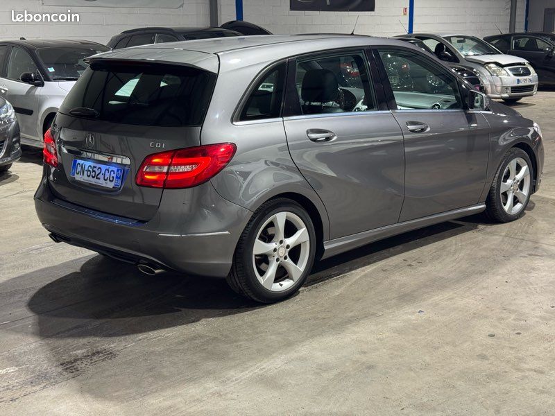 Mecedes classe b 200 cdi 136 cv 1er main ✋ (image 5)