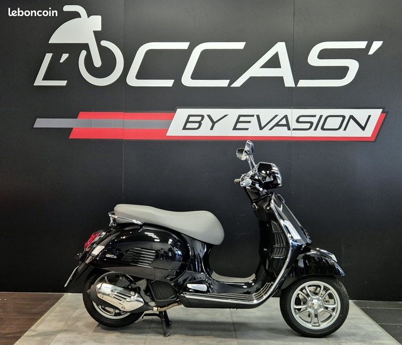 Vespa gts 125 - 89e/mois sans apport - piaggio (image 1)