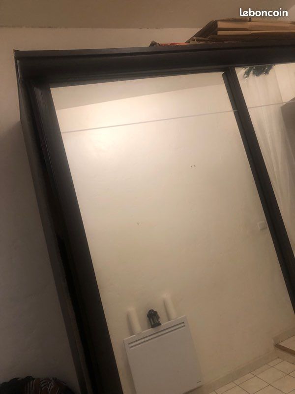 Armoire bois marron bon état très solide (image 9)