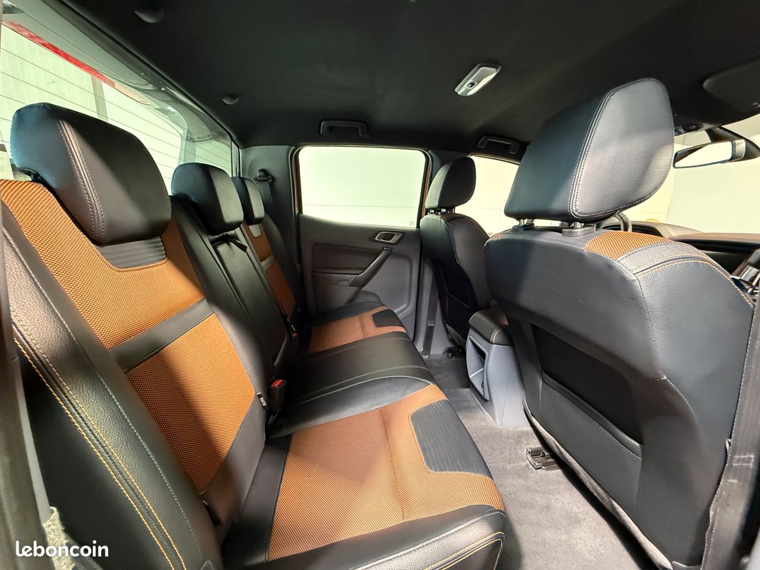 Ford ranger 3.2 tdci 200cv đ đđđ đ„đđŁđ§đąđ„( visio đč et livraison possible ) (image 5)
