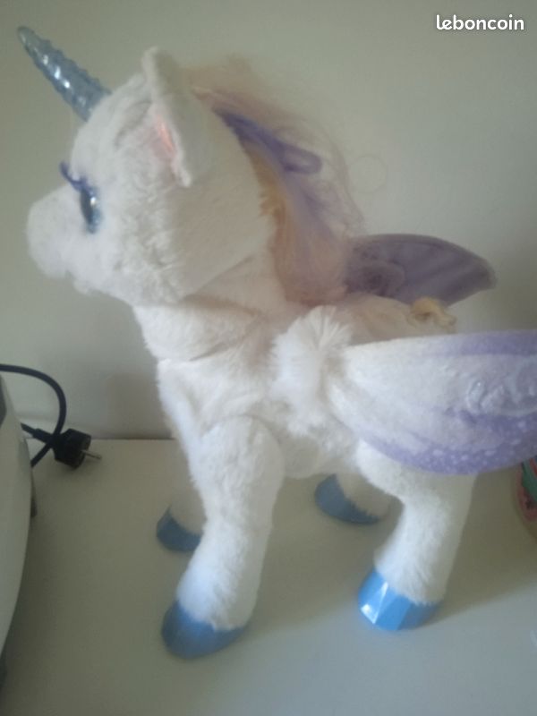 Vends jouet licorne (image 1)