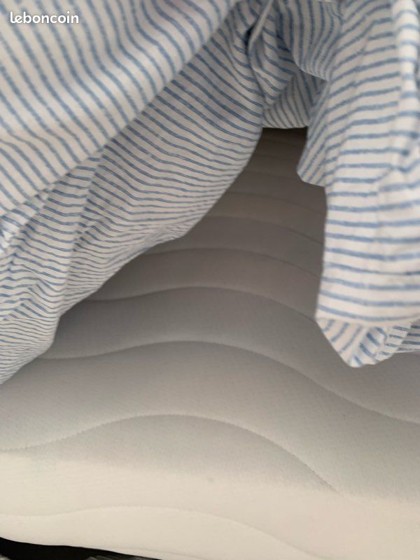 Lit 90 (image 2)