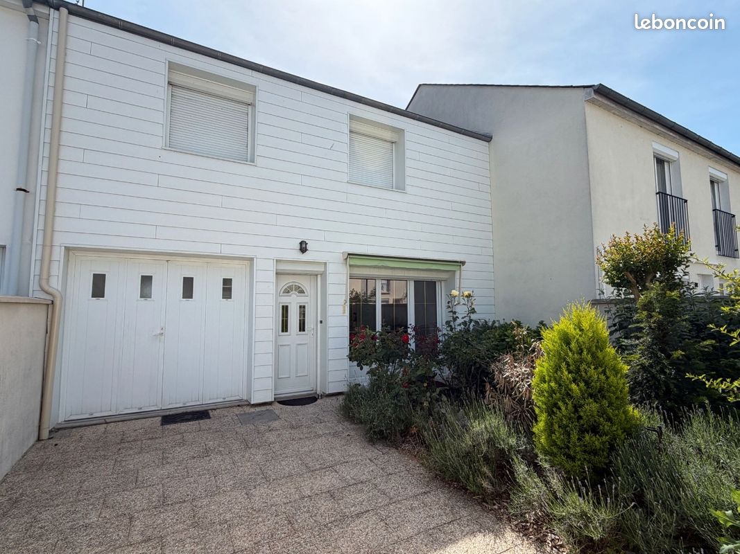 Maison 4 pièces 66 m² · à Fleury-les-Aubrais · 66 m² · 157 000 €
