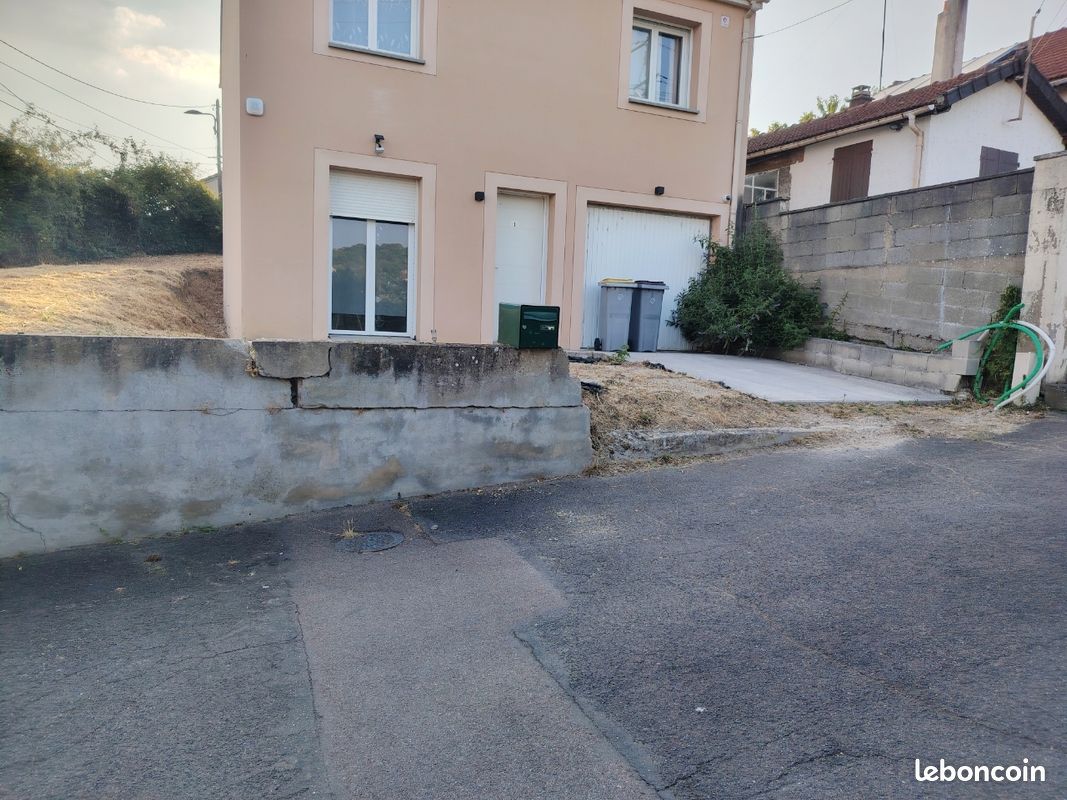 Maison 4 pièces 92 m² · à Montereau-Fault-Yonne · 92 m² · 300 000 €