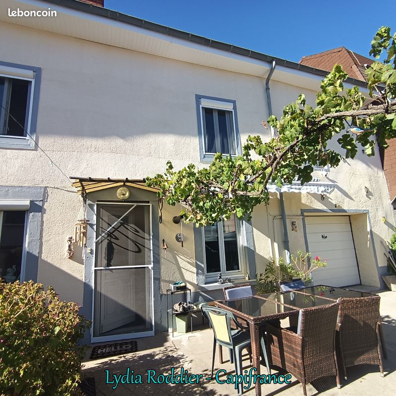 Maison 5 pièces 130 m² · à Puy-Guillaume · 130 m² · 161 000 €