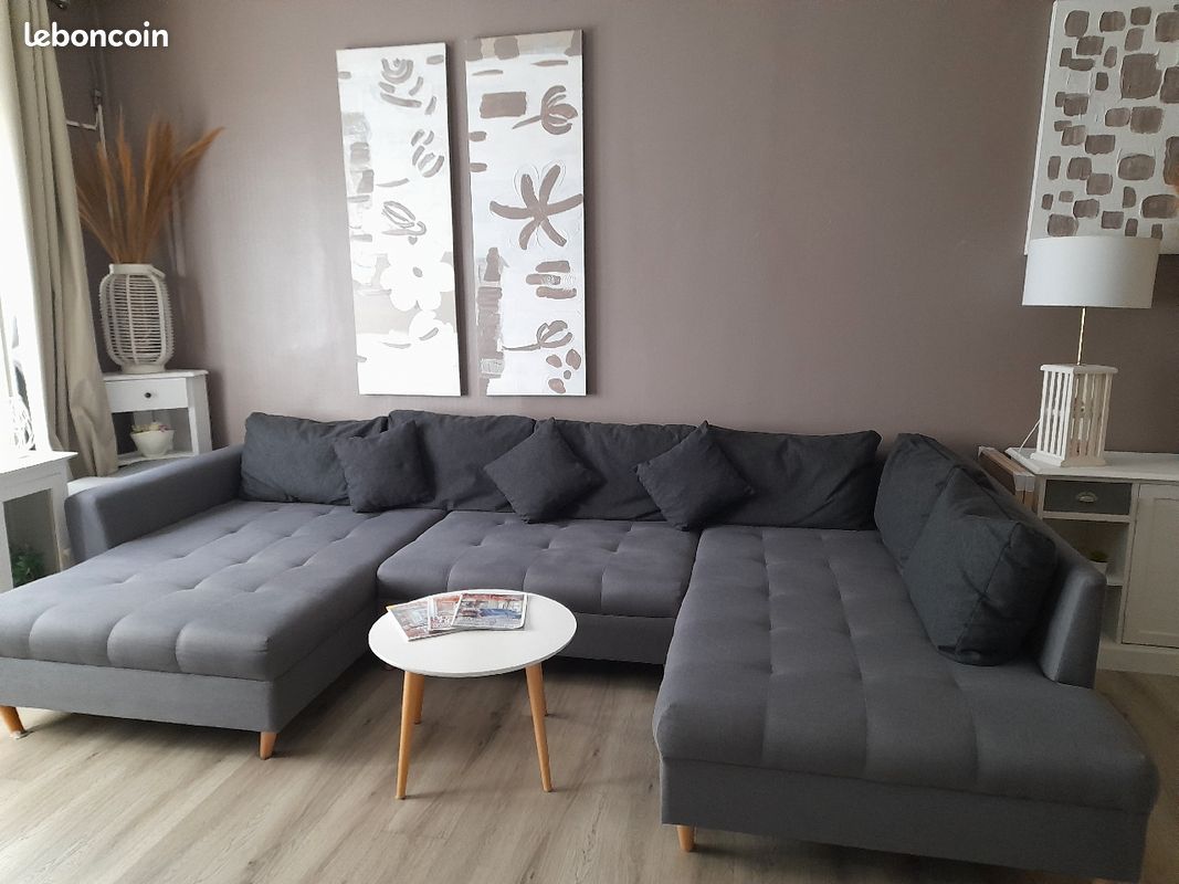 Jolie fauteuil pratiquement neuf avec facture acheté 990euros (image 1)