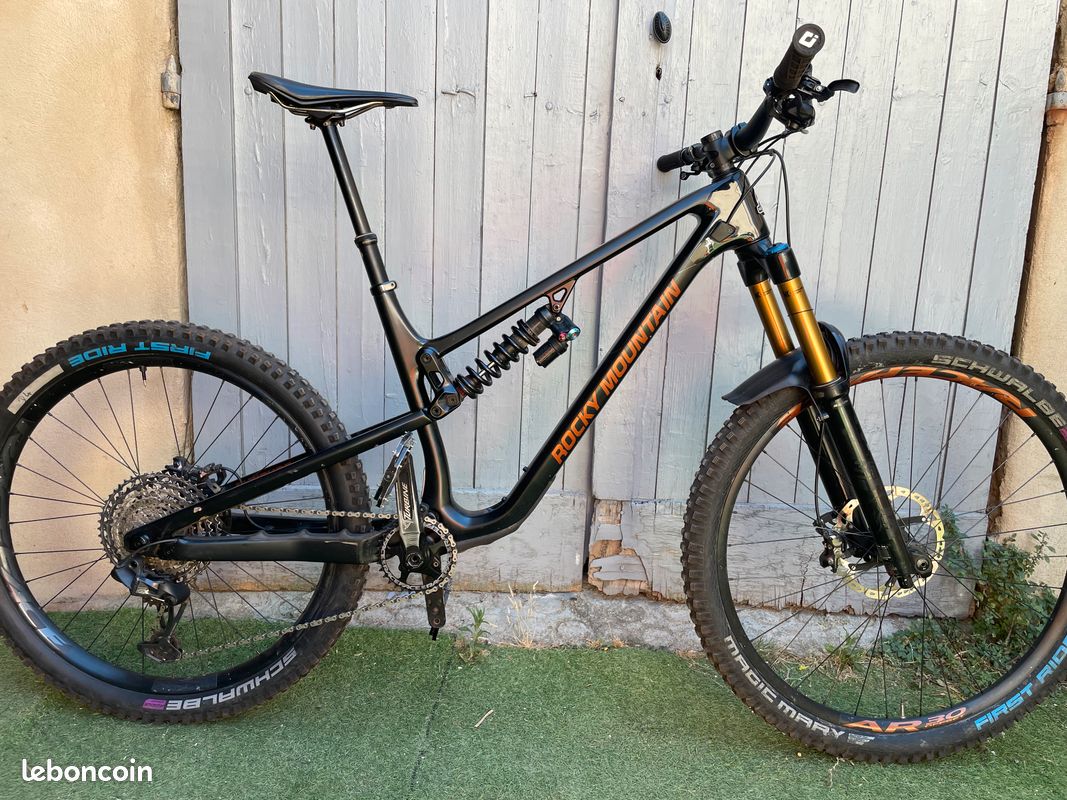 Rocky moutain altitude C70 mullet Vélos