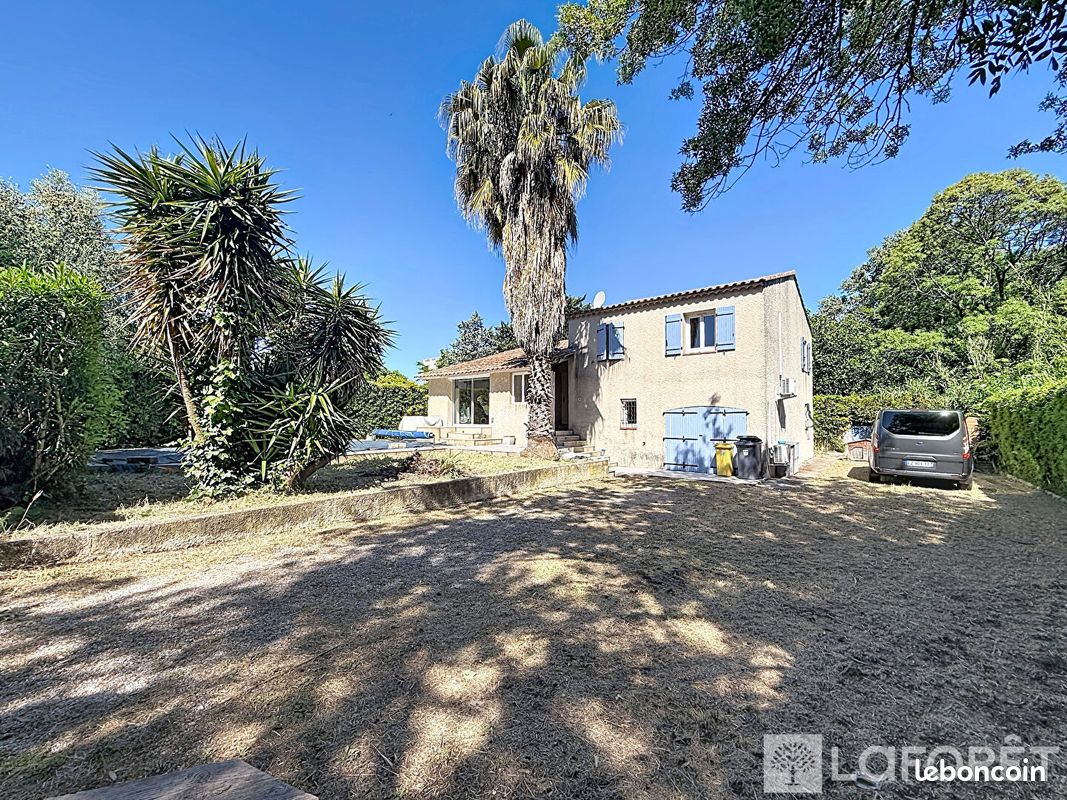 Maison 6 pièces 132 m² · à Marignane · 132 m² · 440 000 €