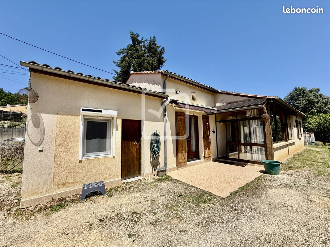 Maison 9 pièces 192 m² · à Sarlat-la-Canéda · 192 m² · 276 900 €