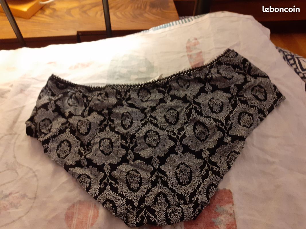 Passionata ensemble neuf fond noir motifs blancs (image 9)