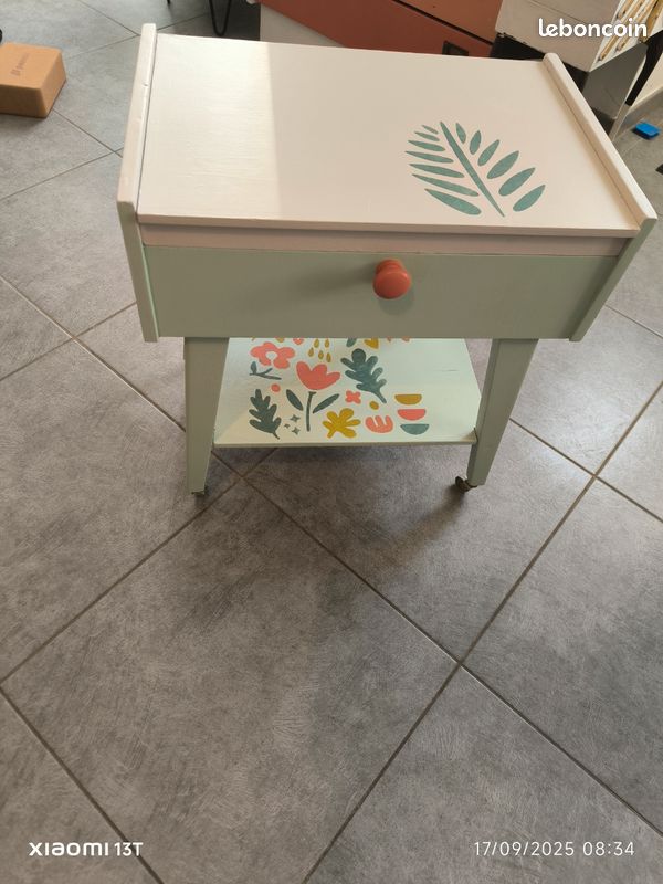 Table de chevet (image 3)
