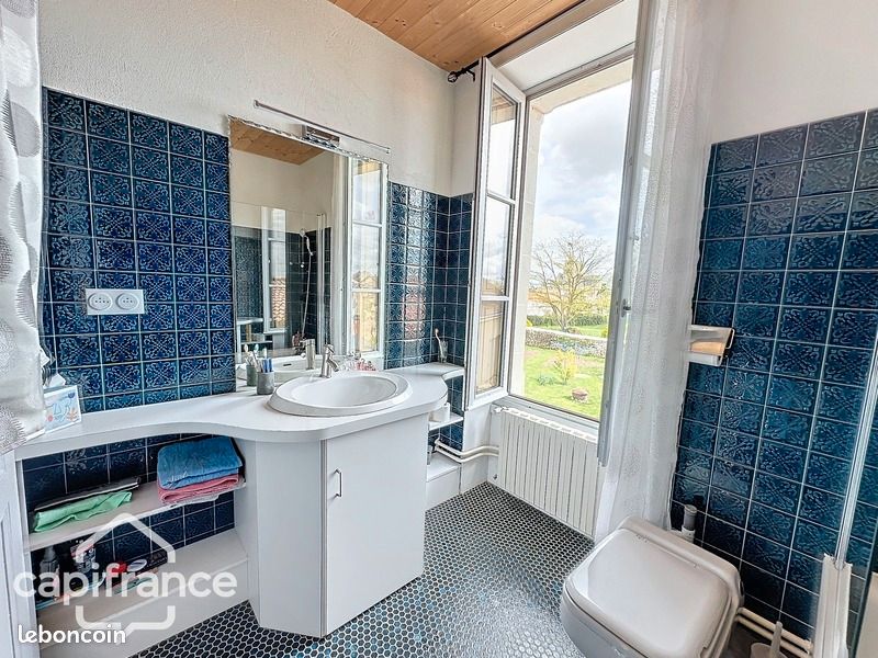 Maison 6 pièces 180 m² - Plaine-et-Vallées 79100 Oiron (image principale 8)