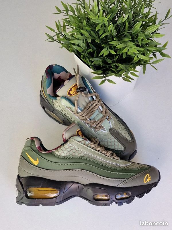 Nike Air Max 95 x Corteiz vert taille 41 Chaussures
