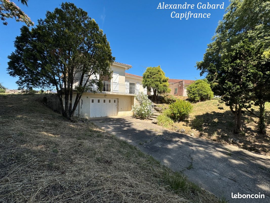 Maison 9 pièces 206 m² · à La Réole · 206 m² · 264 000 €