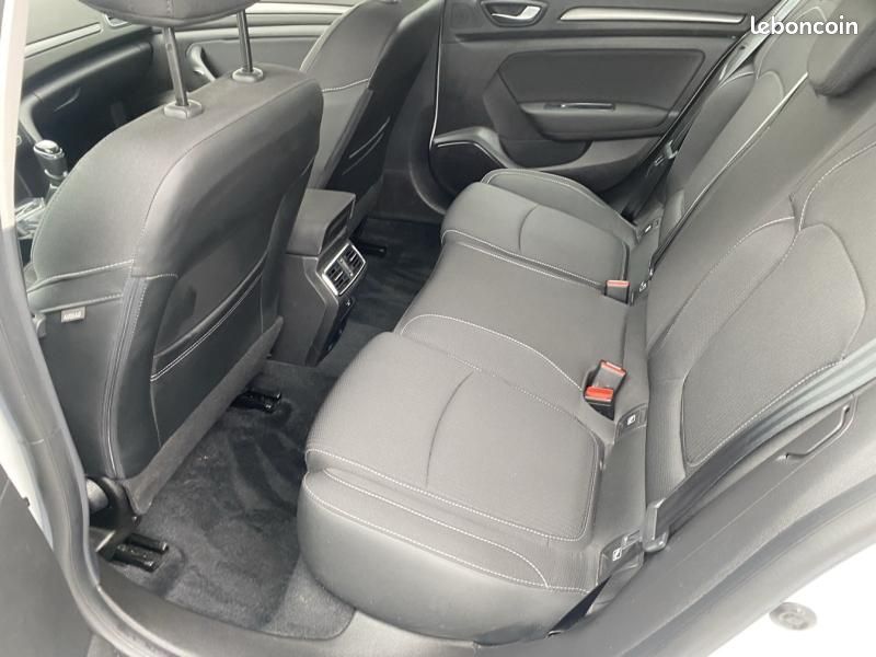 Renault Megane 1.5 Blue dCi 115ch Zen (image 7)