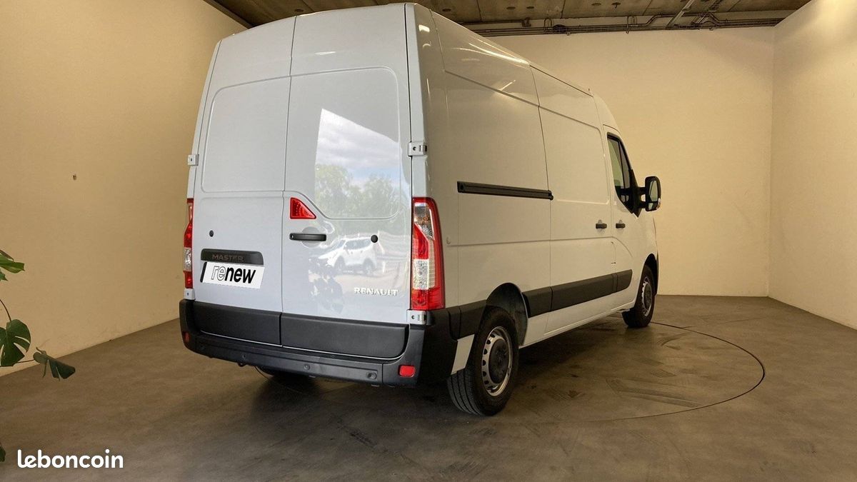 Renault master fgn trac f3500 l2h2 blue dci 135 (image 2)