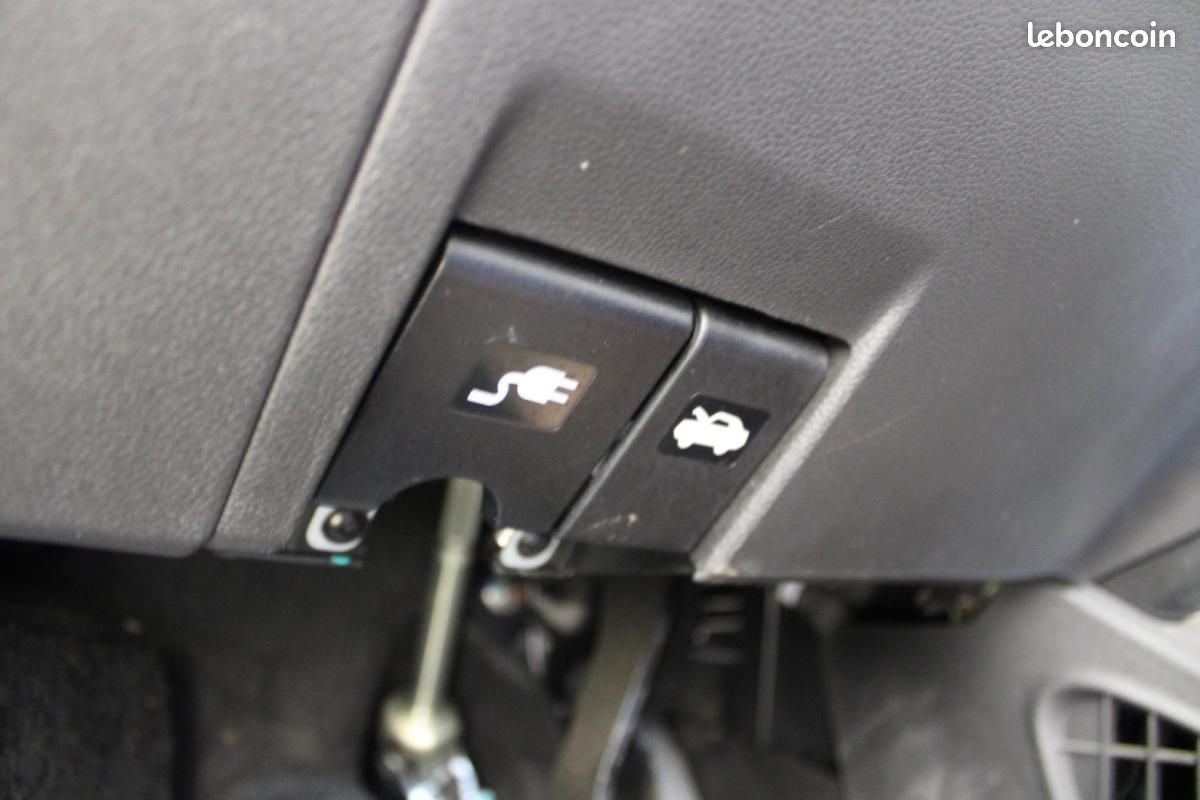 Dacia Spring Expression (image 14)