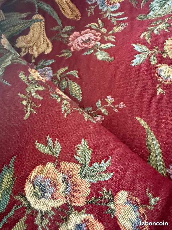 Superbe tissu tapisserie floral jacquard – Style vintage & élégant fond bordeaux 140*240 cm (image 4)