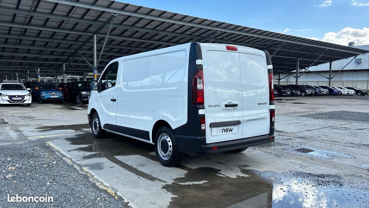 Renault trafic fg blue dci 130 l1h1 3t gsr2 advance (image 8)
