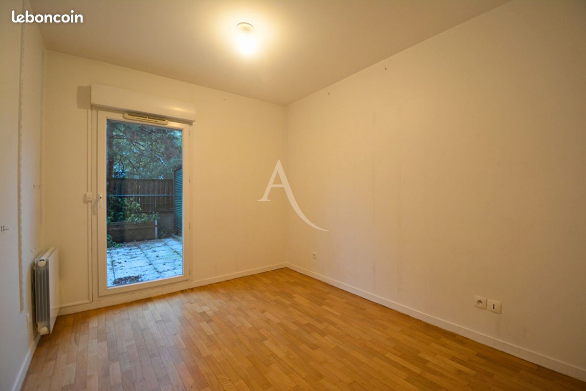 Appartement a louer villejuif - 4 pièce(s) - 82 m2 - Surfyn