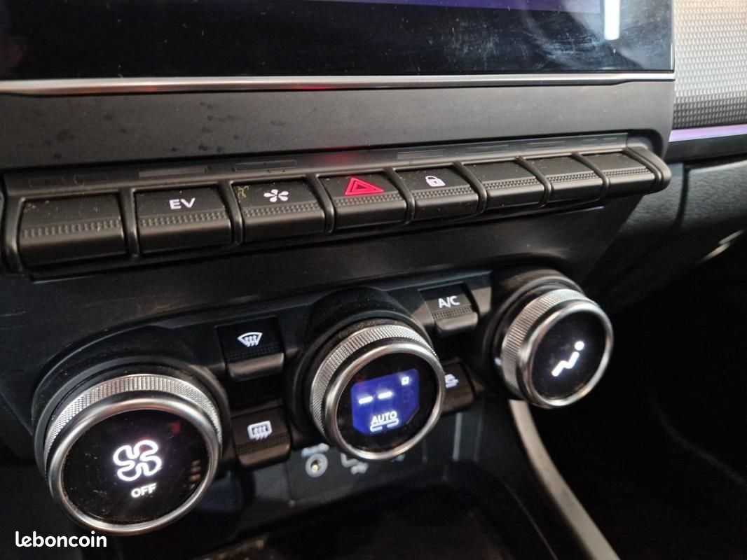 Renault Arkana E-Tech hybride 145 - 22 Techno (image 4)