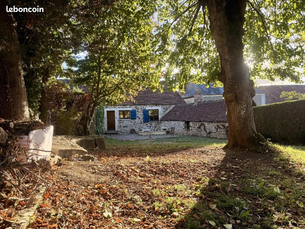 Maison 2 pièces 47 m² · à Almenêches · 47 m² · 82 000 €