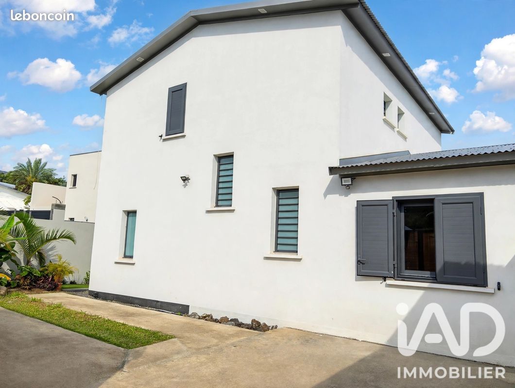 Maison 6 pièces 119 m² · à Saint-Louis · 119 m² · 359 000 €