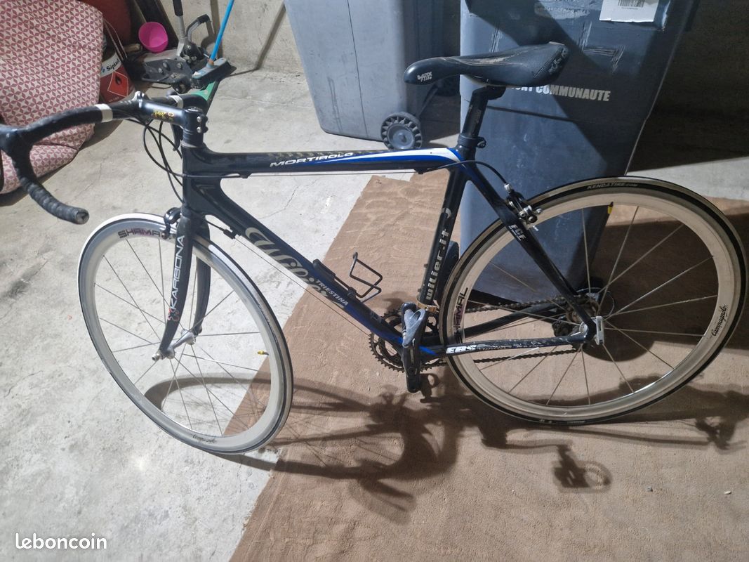 Velo carbone wilier mortirolo triestina Vélos