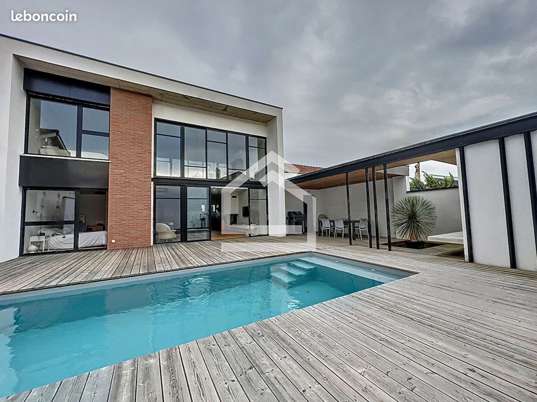 Maison 6 pièces 145 m² - Mérignac 33700 (image principale 4)