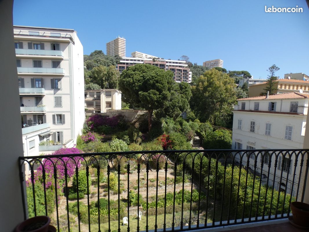Appartement 2 pièces 63 m² · à Ajaccio · 63 m² · 790 €/mois