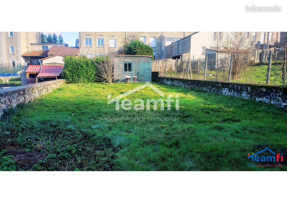 Terrain 300 m² Sainte-Sigolène (image 2)