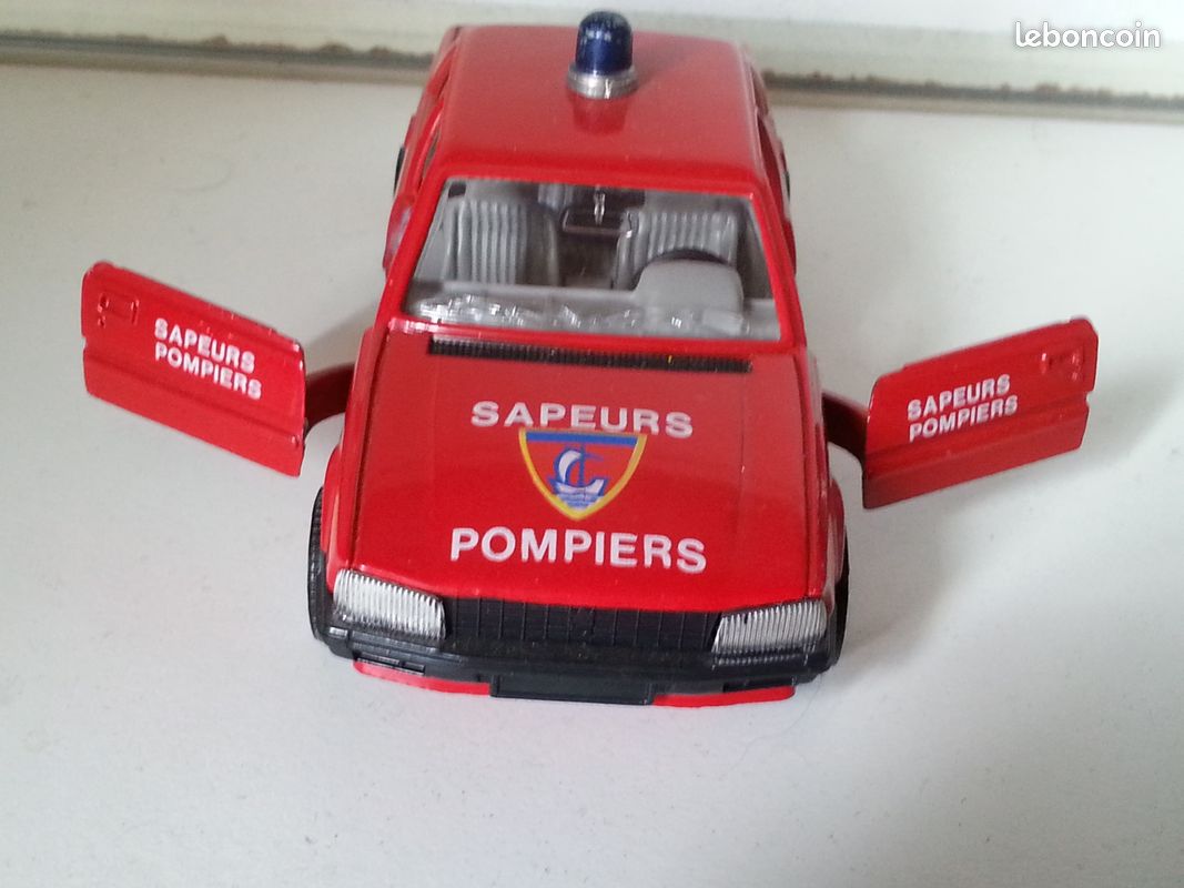 Corgi CD54321041 Chevrolet Chef des Pompiers 1/50 - n°482