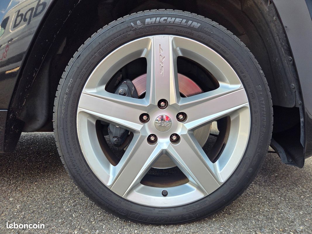 Jeep grand cherokee 6.1 hemi 425 ch awd srt8 bva (image 30)