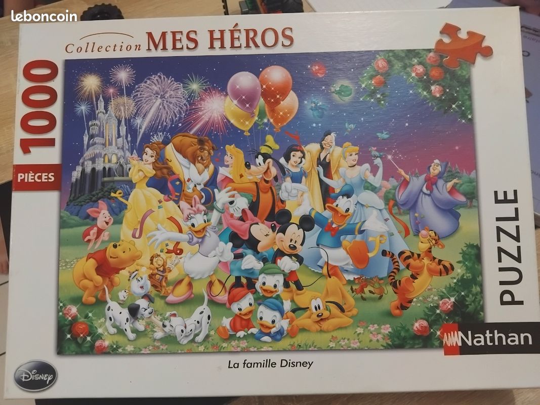 Puzzle Disney 1000 pièces (image 1)