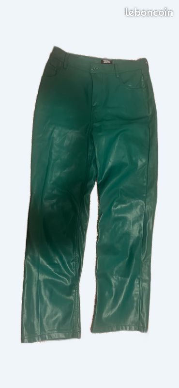 Pantalon cuir vert (image 1)