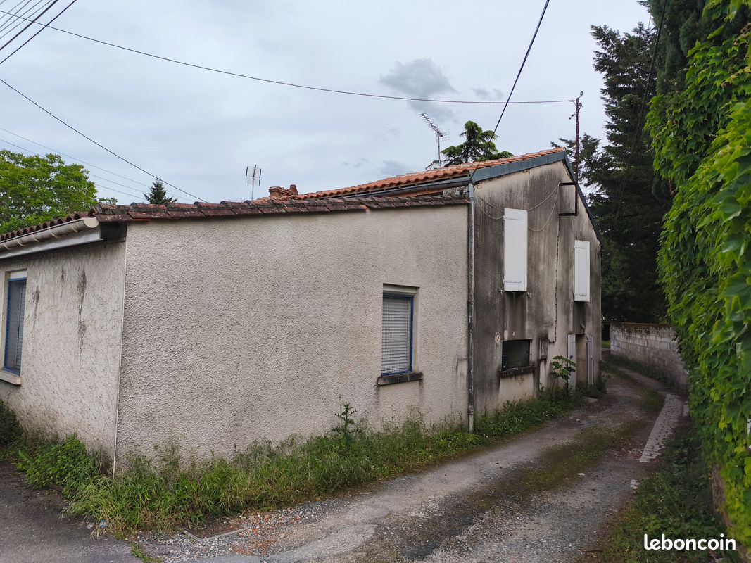 Maison 3 pièces 100 m² · à Gond-Pontouvre · 100 m² · 86 000 €