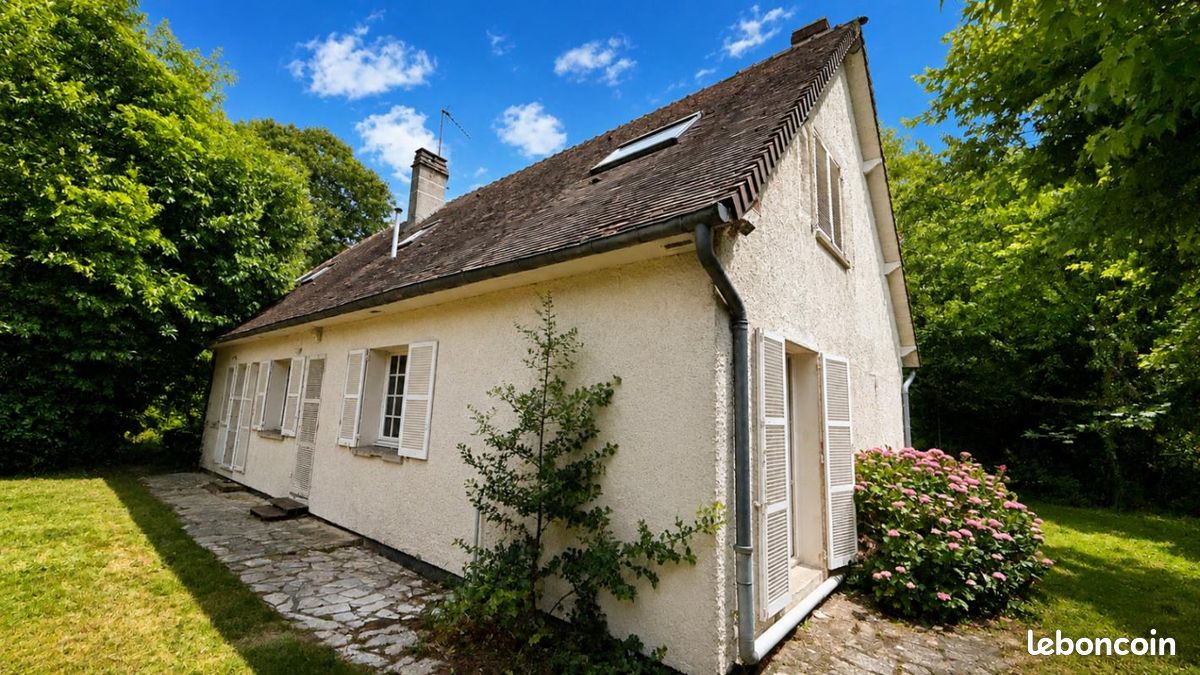 Maison 5 pièces 163 m² · à Longchamps · 163 m² · 99 000 €