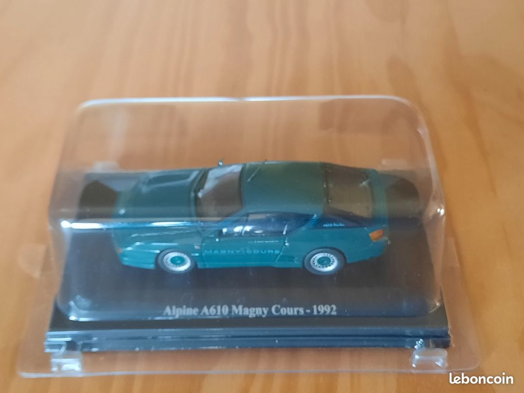 AA347 VEHICULE MINIATURE JPS ALPINE A 610 MAGNY COURS KIT PEINT 1/43