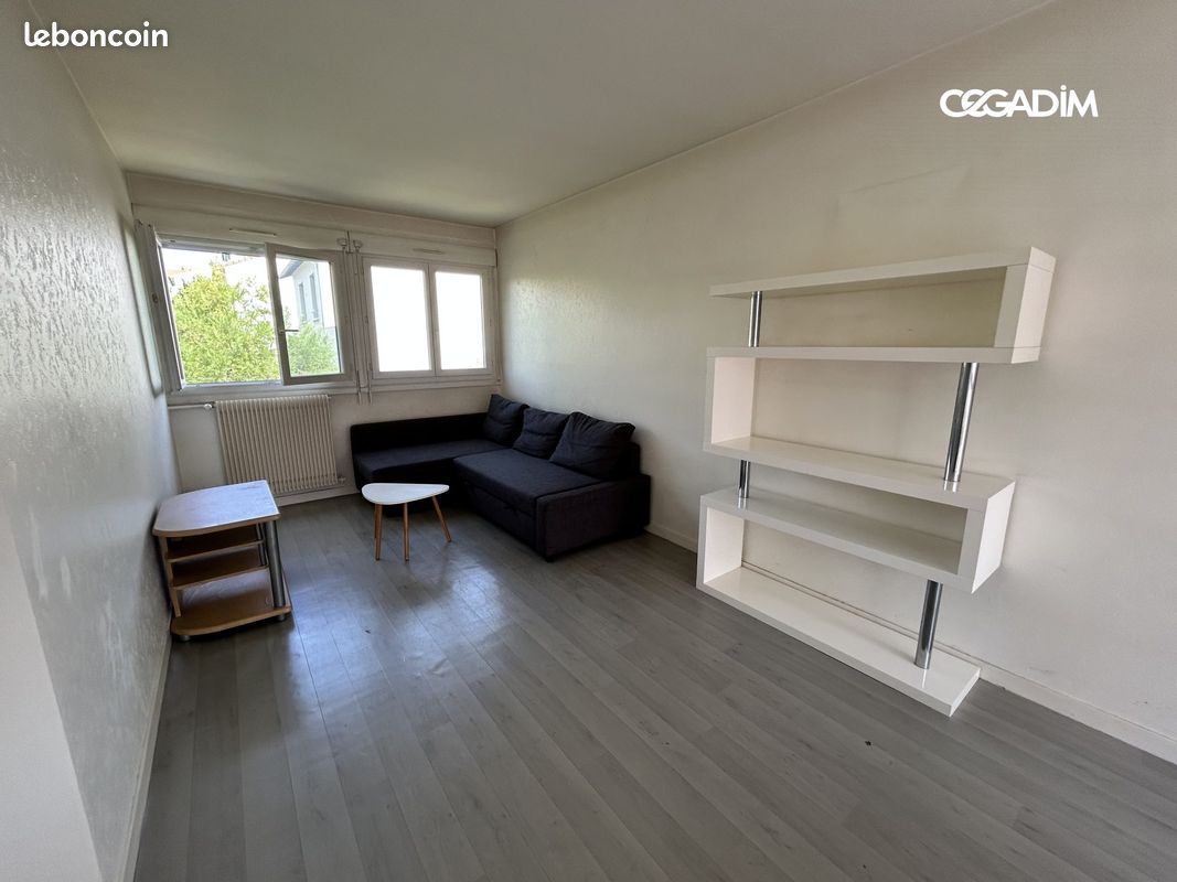Appartement 2 pièces 42 m² · à Clermont-Ferrand · 42 m² · 605 €