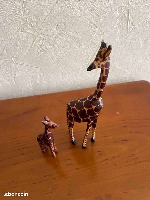 Girafe et girafon en bois (image 1)