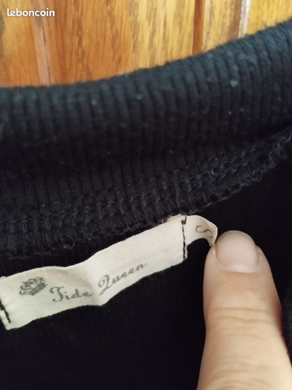 Robe taille 34 - XS - 2 euro si à envoyer (image 2)