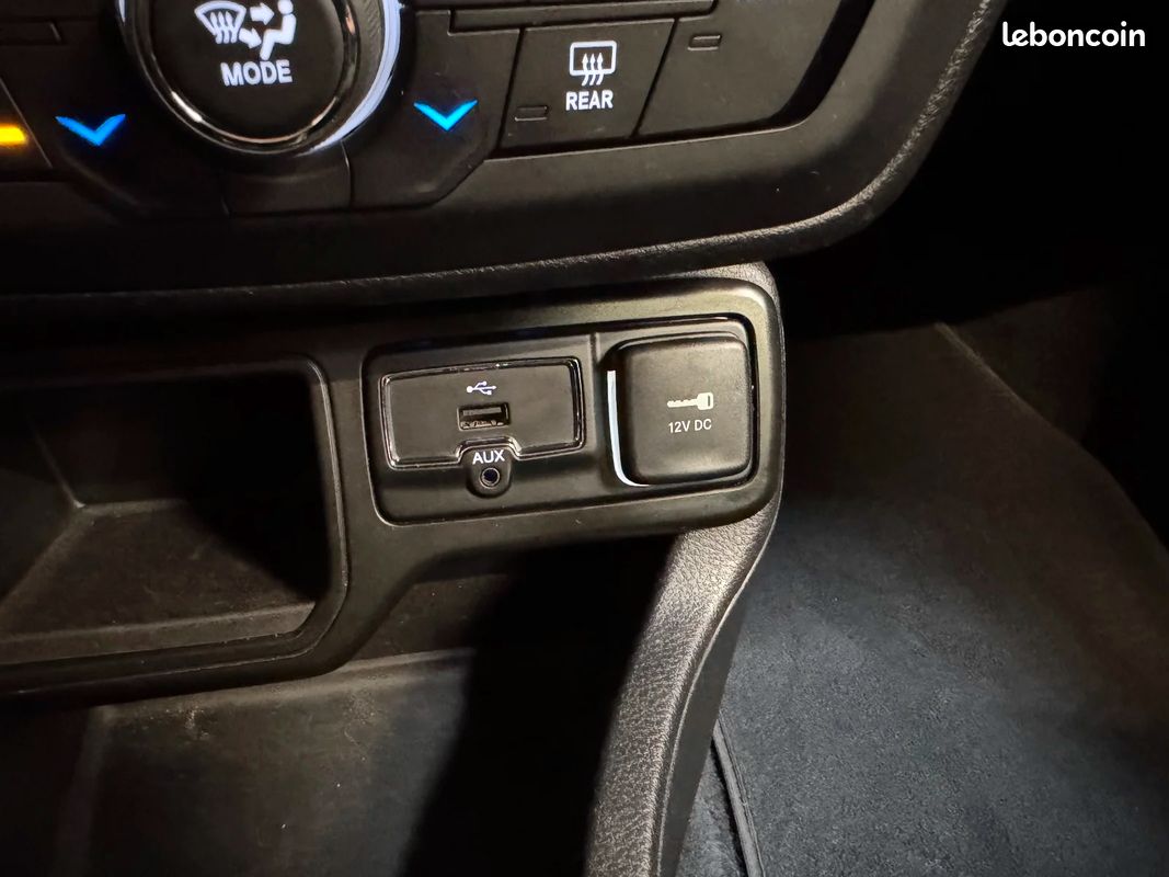 JEEP RENEGADE 1.6 l MultiJet 120 ch BVM6 Limited (image 30)